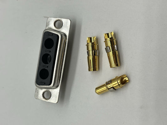 3V3 30A สายเชื่อมชนิดเพศชาย D Sub Connector ด้วยวัสดุติดต่อทองแดง