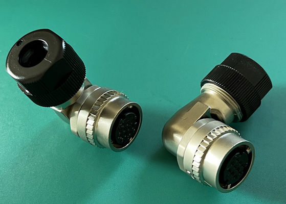 การล็อคแบบสัมผัสเดียว CM10 เครื่องเชื่อมวงกลม 2 Pin 10 Pin มุมขวา Crimp Wire Plug
