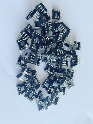 2.54mm 8 Pin IC Socket Connector หญิง สายตรง Pin Head PBT วัสดุกันไฟ สีดํา
