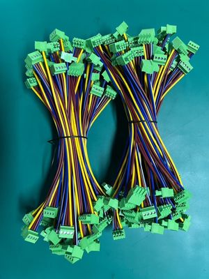 OEM สายไฟฟ้าความยาว เครื่องอุตสาหกรรม 5.08 มิลลิเมตร ปลายบล็อก สีเขียว สายไฟฟ้าและสายไฟฟ้าการประกอบ 0.5M 1M 100% การตรวจสอบ